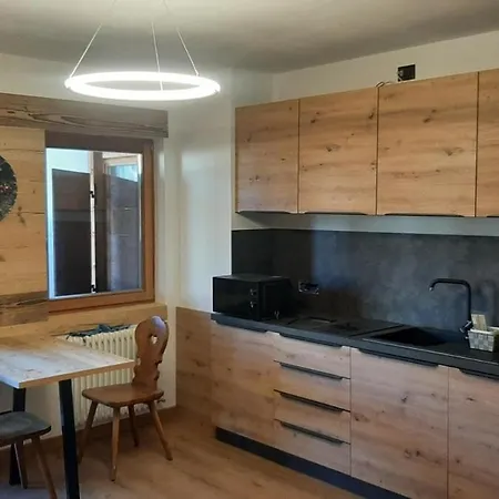 Dolomiti Alte Vie Con Parcheggio Privato E Garage Moto Valle di Cadore